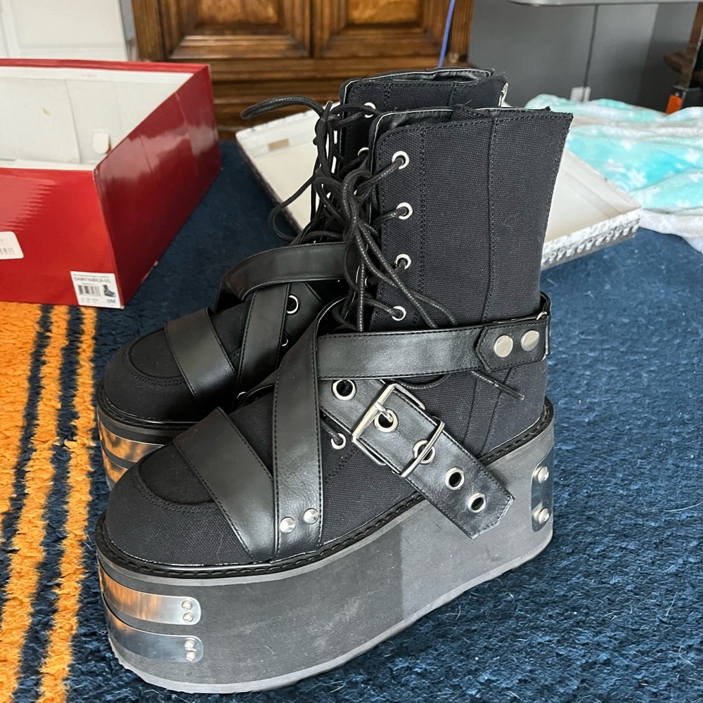 Size 9 Ankle Boot